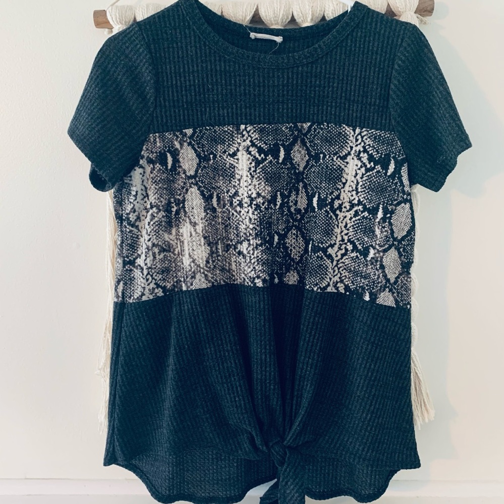 Snakeskin tee